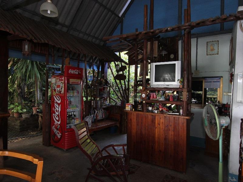 T & T Hostel كانتْشانابوري المظهر الخارجي الصورة